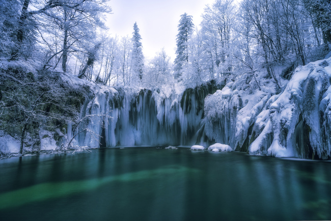 national-park-plitvice-lakes-winter-adria-yachting.jpg