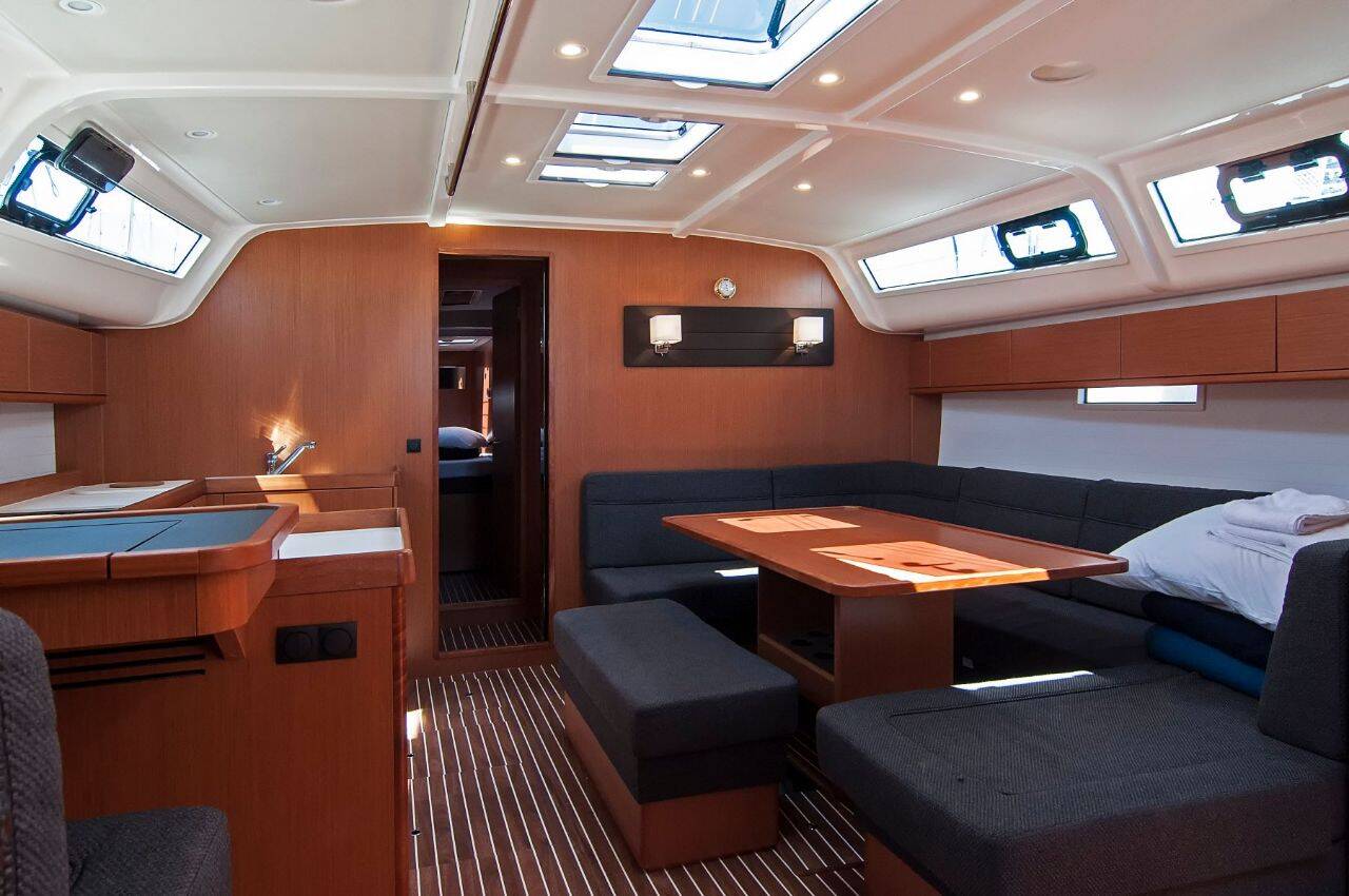 Bavaria Cruiser 51 Adria Ivana