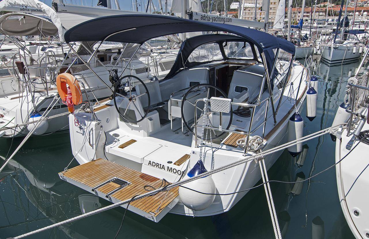 Sun Odyssey 349 Adria Moon